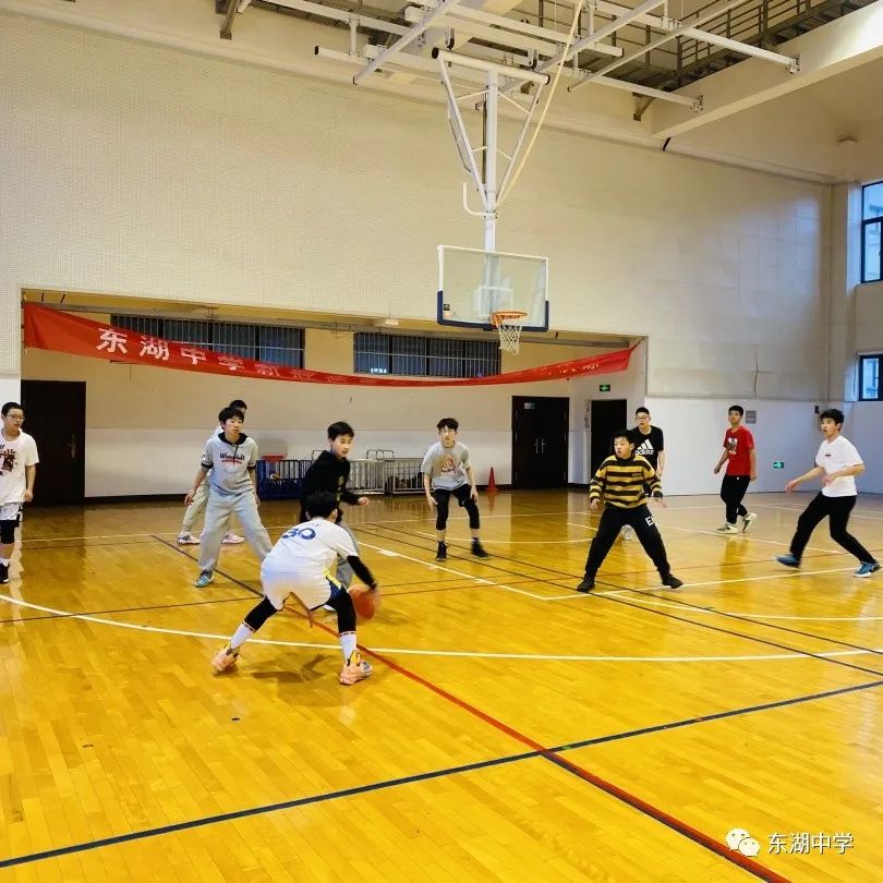 为什么我的篮球罚球总是不进?_2